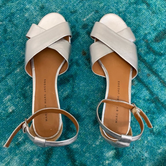 Marc By Marc Jacobs Clean Wedge Sandal Silver - Picture 2 of 10